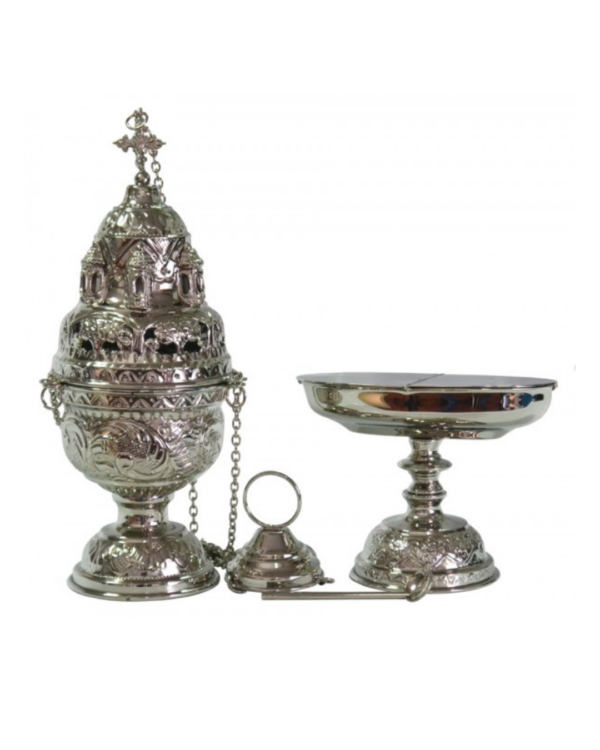 Set turibolo e navetta in ottone nickelato con decoro foglie cesellate e intagli